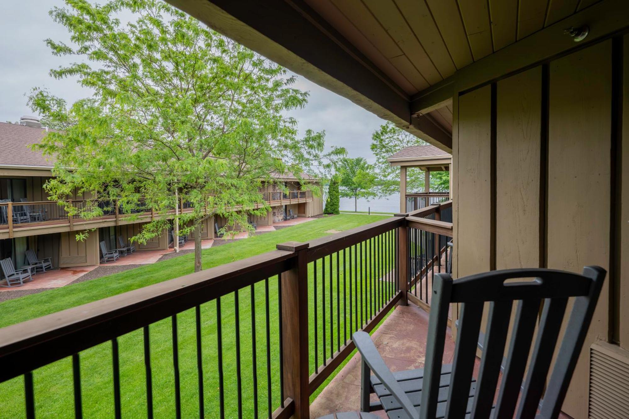 Lake Lawn Resort Delavan Δωμάτιο φωτογραφία