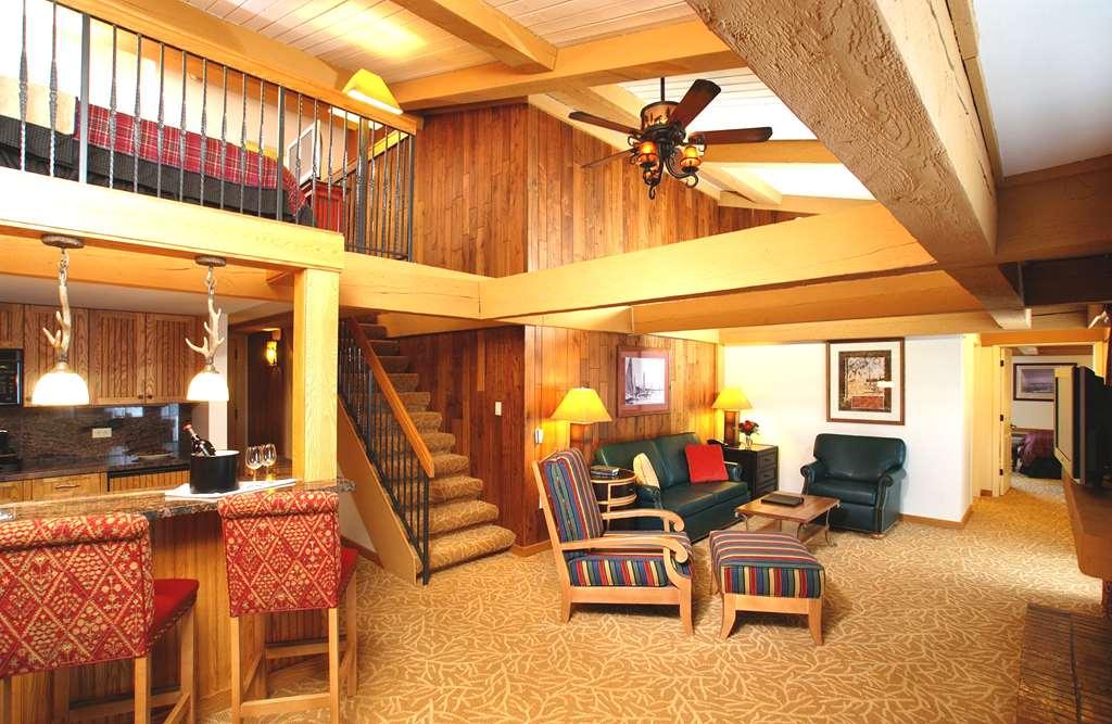 Lake Lawn Resort Delavan Δωμάτιο φωτογραφία
